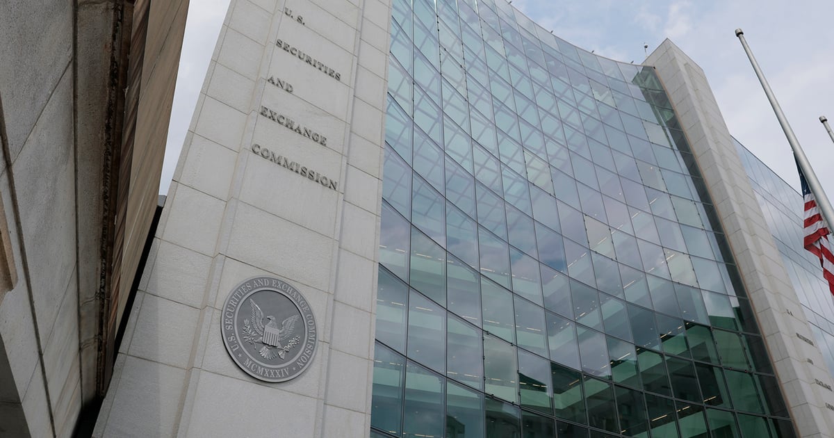 SEC, Commonwealth Reach Settlement in Share Class Lawsuit