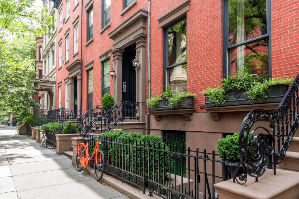Top Multifamily Markets for Eco-Friendly Commutes
