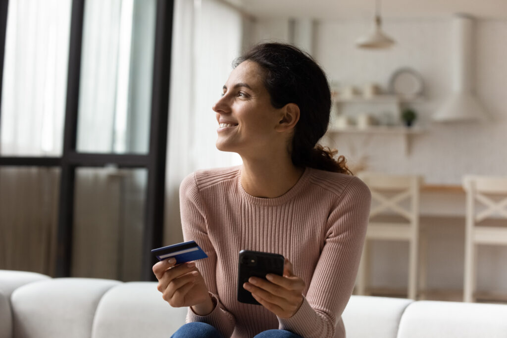 Should I Pay Off My Credit Card in Full Every Month?
